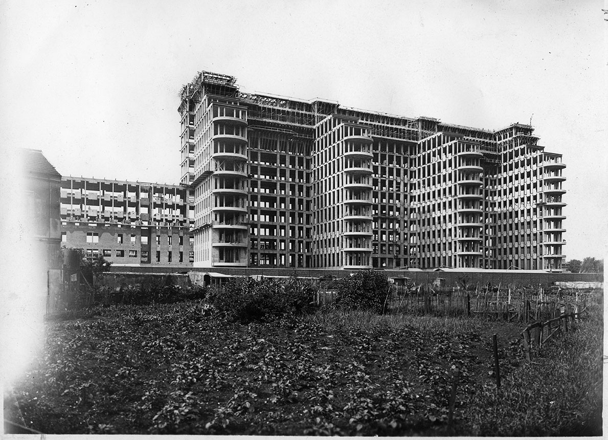Photo de l'Hôpital Beaujon pendant le chantier (circa 1933). © Archives de l'AP-HP